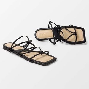 Cupshe, black strappy sandals, square toe